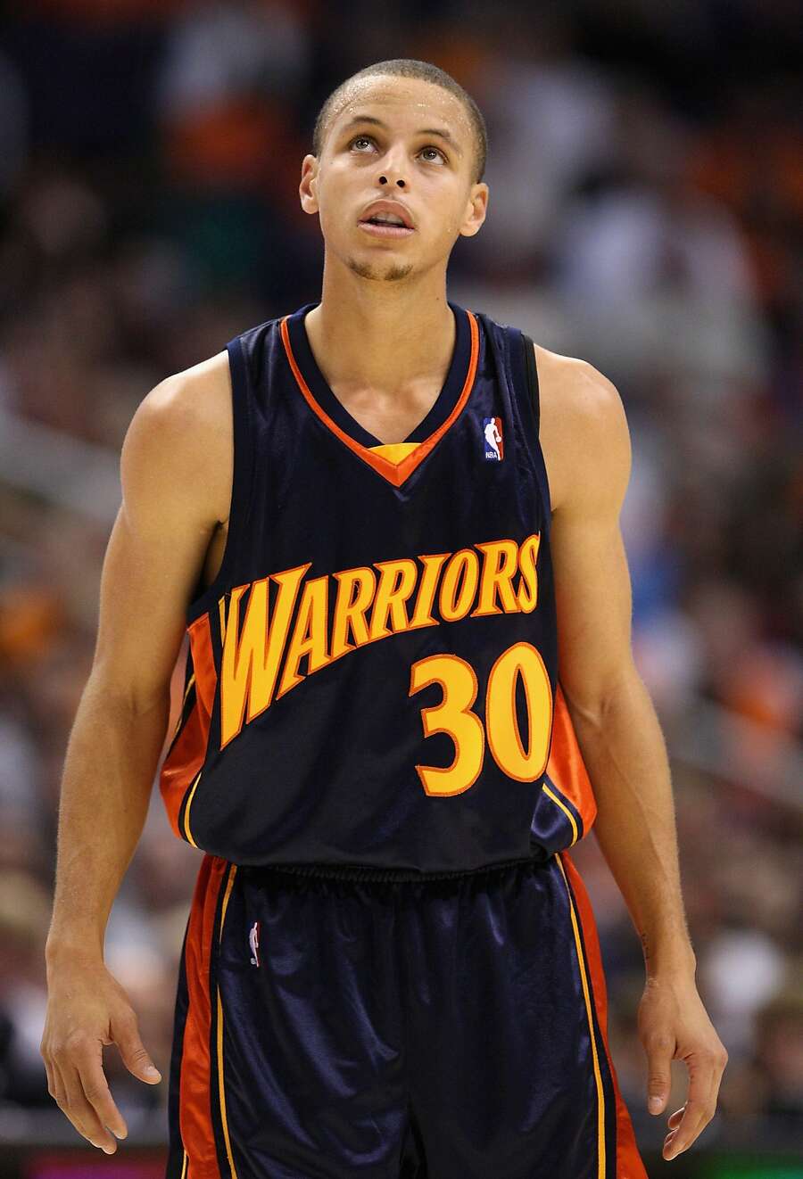 Stephen-Curry-Aims-to-Climb-NBA-All-Time-Scoring-List-Amid-Ongoing-Career-Success