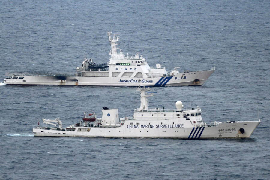 Chinese-Coast-Guard-Vessels-Enter-Japanese-Waters-Near-Senkaku-Islands