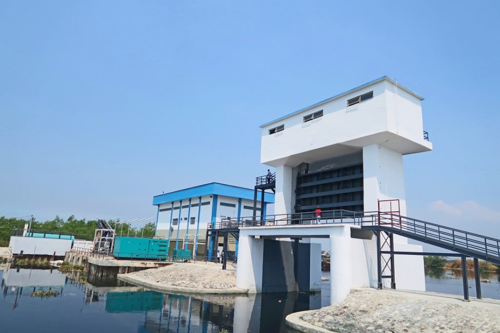 Valenzuela-City-Launches-First-Water-Catchment-and-Advanced-Flood-Monitoring-on-McArthur-Highway