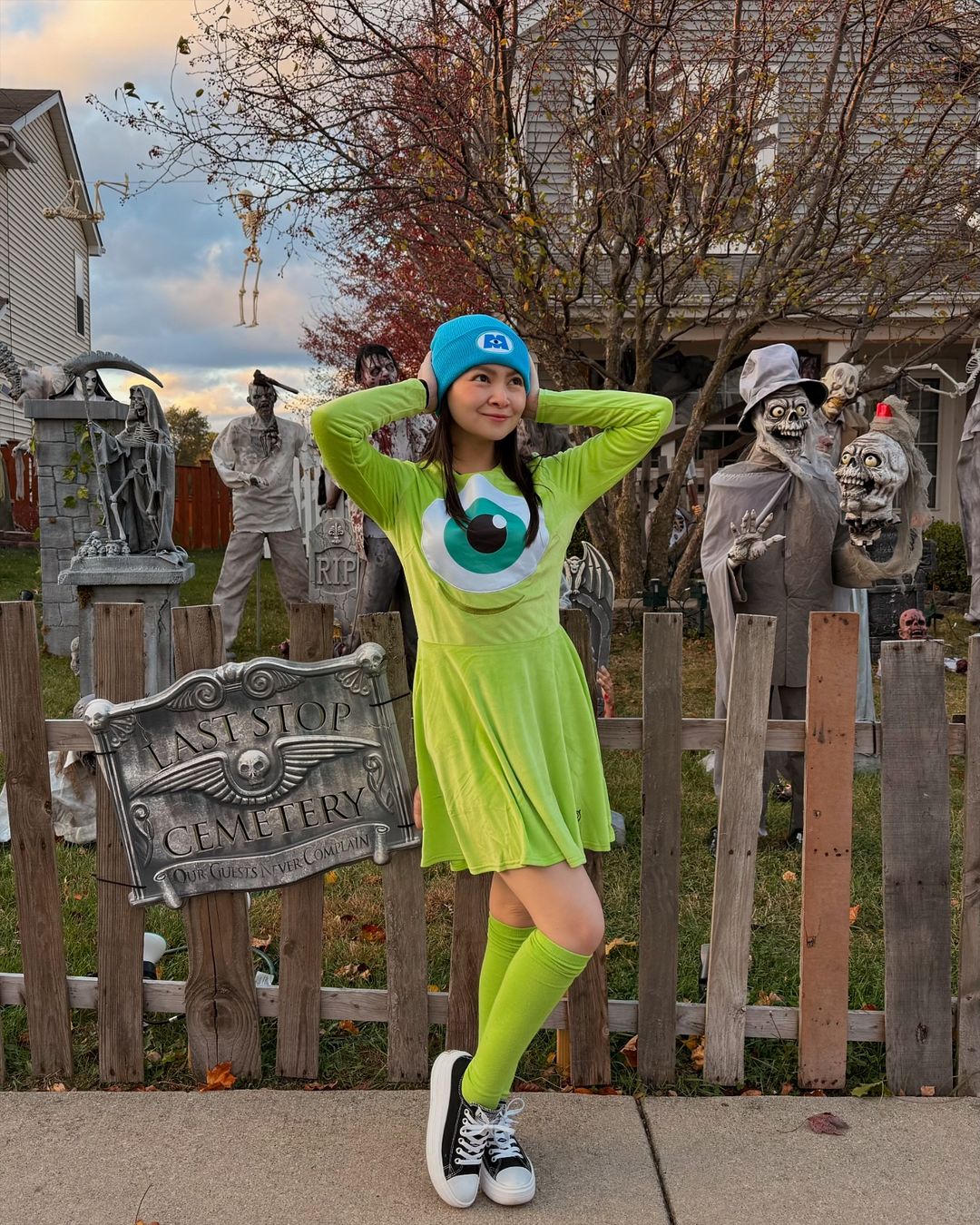 local-celebrities-showcase-stunning-halloween-costume-transformations