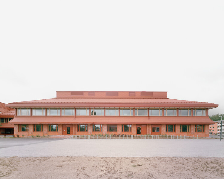 cotabato-official-inaugurates-new-school-facilities-worth-nearly-p10-million-in-matalam